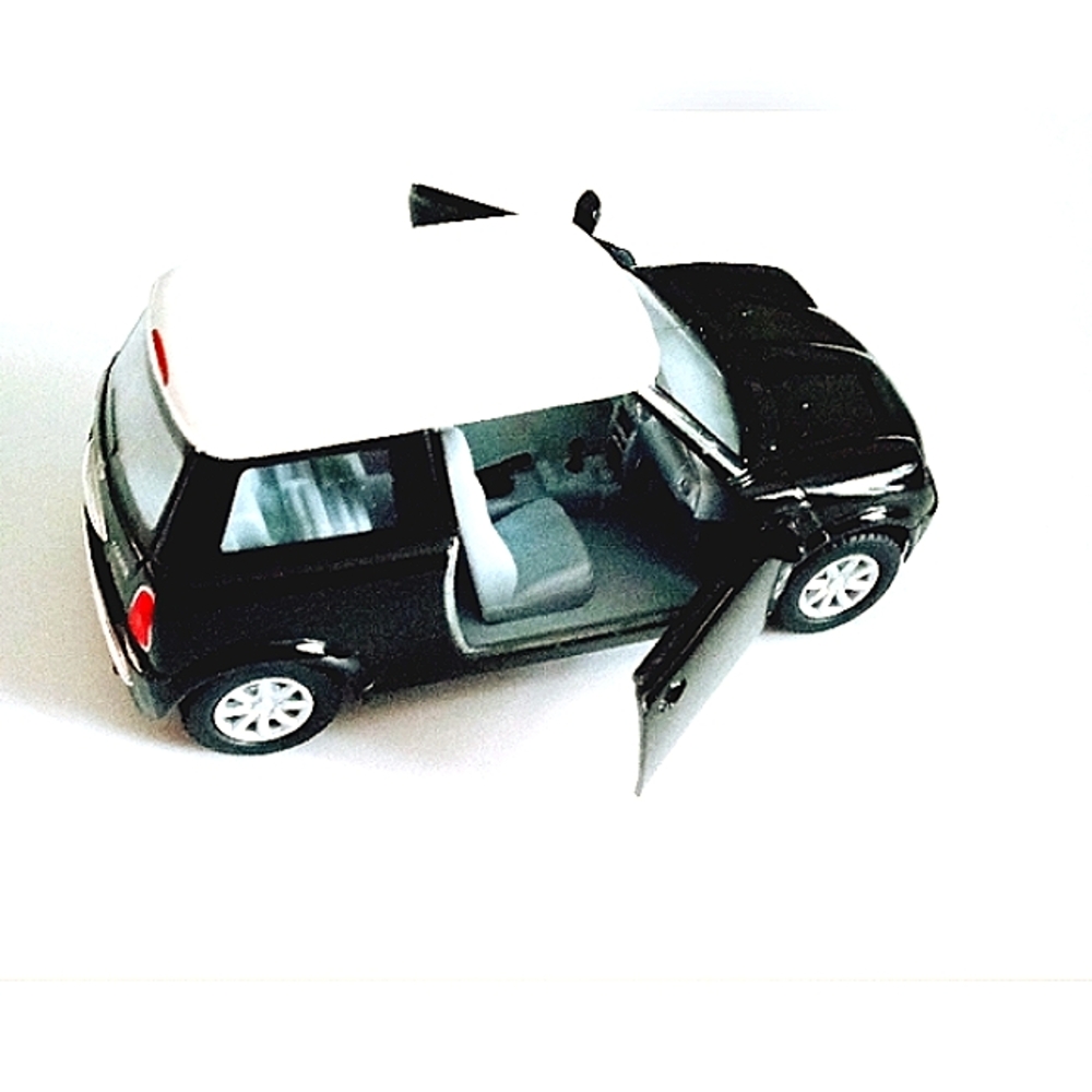 Mini Cooper Black w/ White Roof Kinsmart Diecast 1:28 Scale Model Car